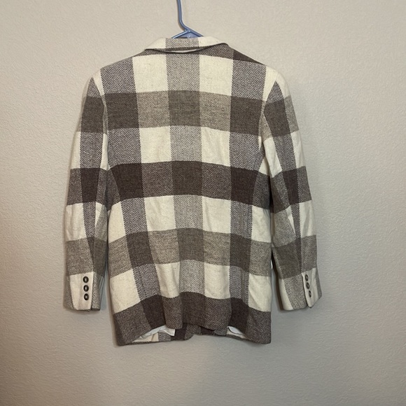 Wool beige plaid blazer - Picture 3 of 3